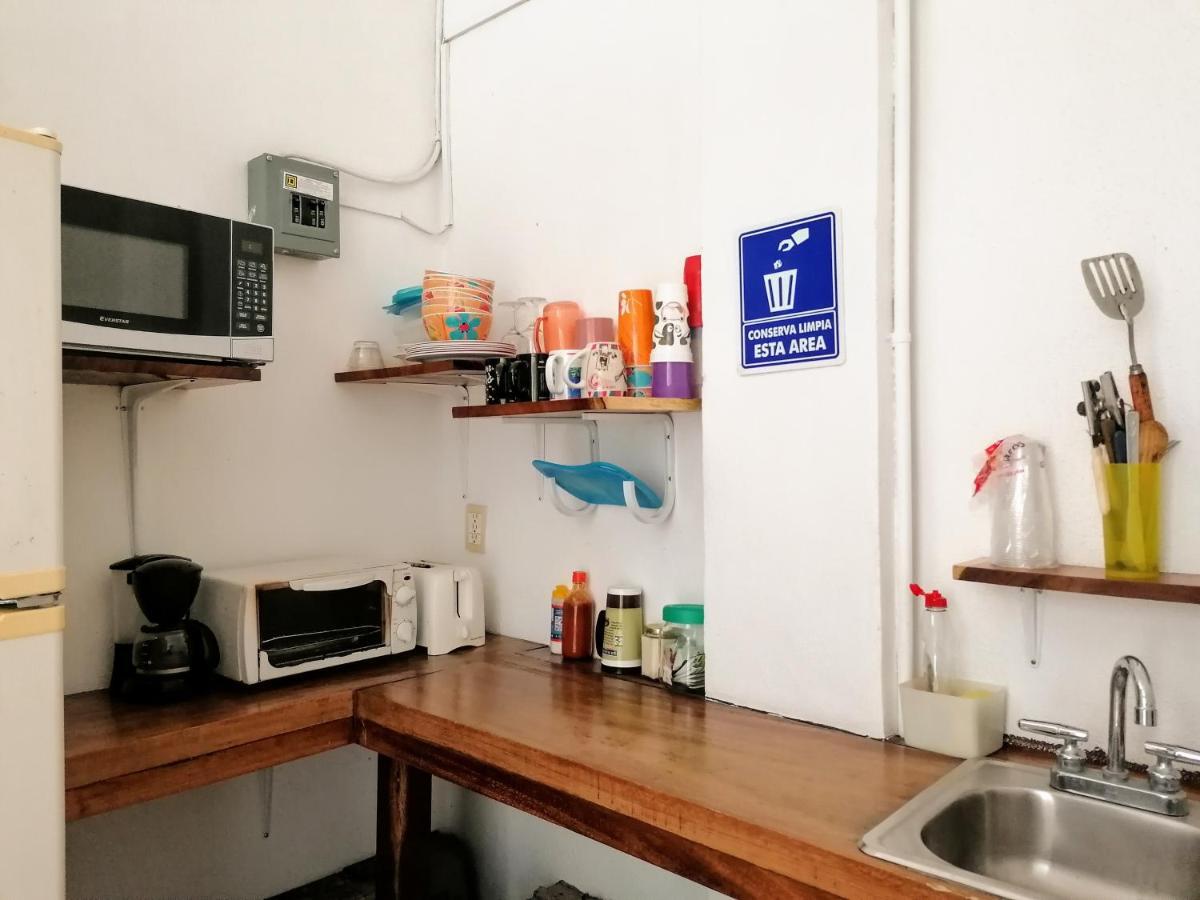Casa Adriana VIP Backpackers Hostel Puerto Vallarta Bagian luar foto