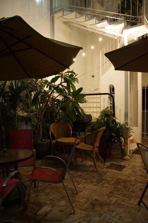 Casa Adriana VIP Backpackers Hostel Puerto Vallarta Bagian luar foto